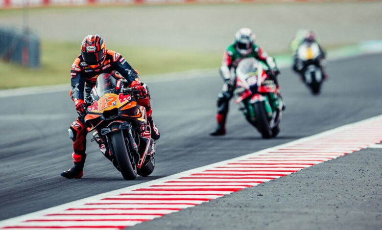 Maverick Vinales na KTM RC16 z numerem 12 podczas GP Japonii 2026 w Motegi